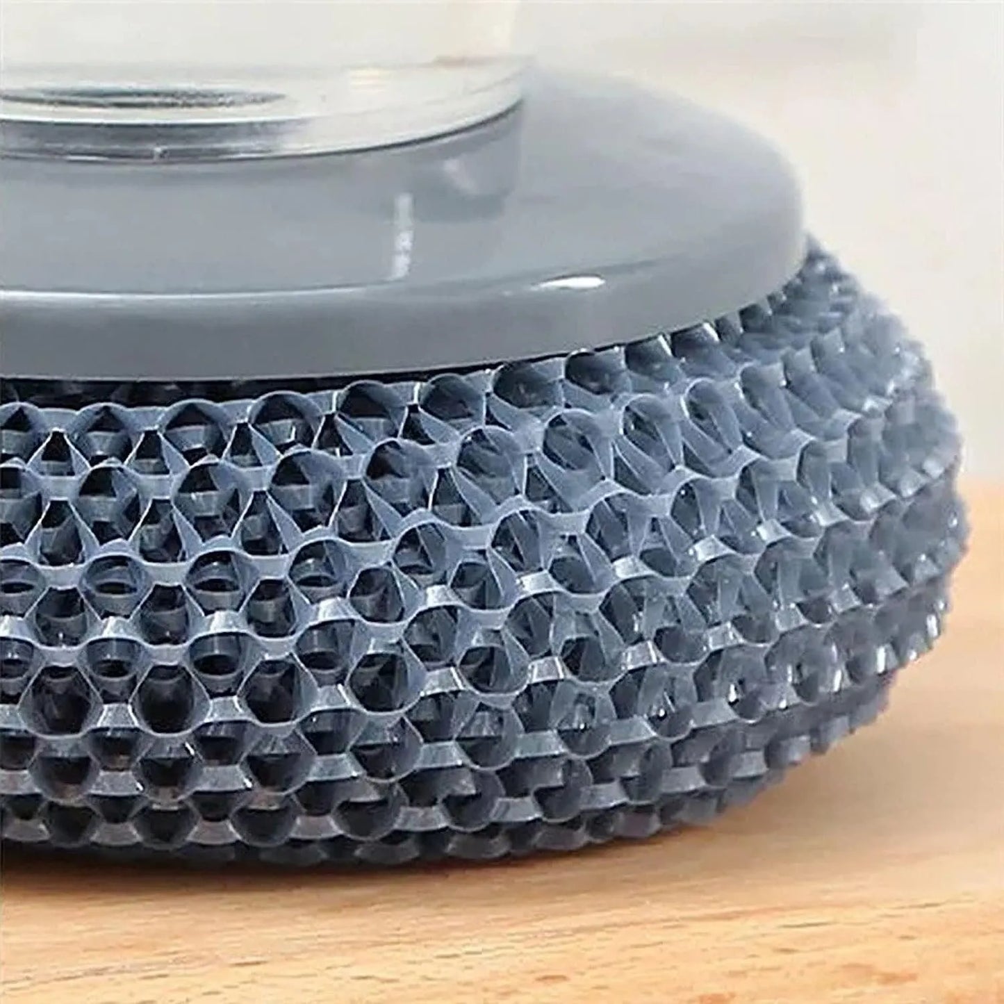 Escova de Limpeza com Dispenser de Detergente